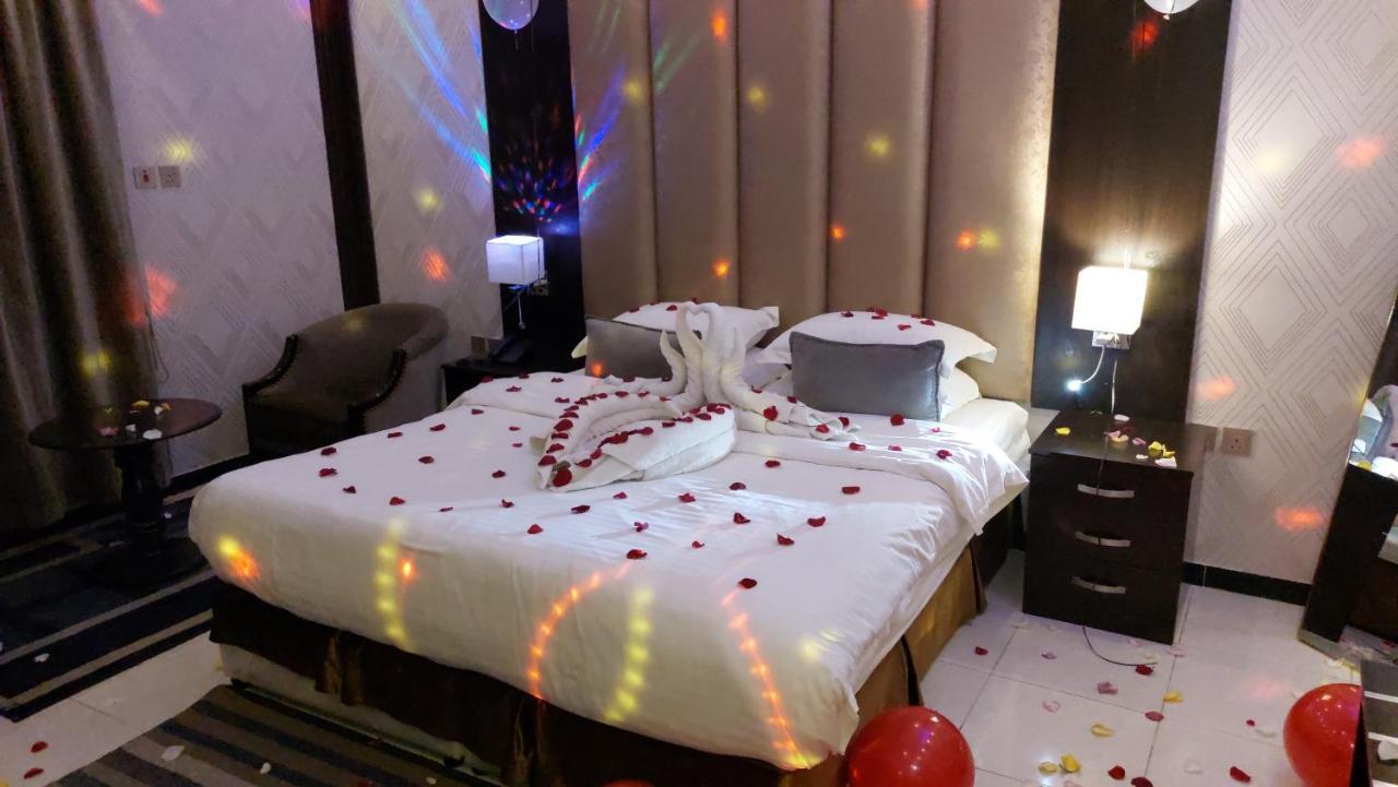 Address Sharurah Hotel Esterno foto